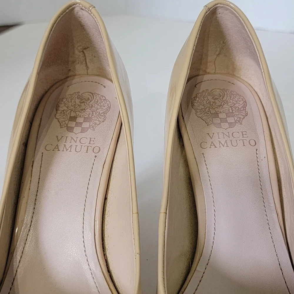 Vince Camuto Heels - Picture 5 of 8